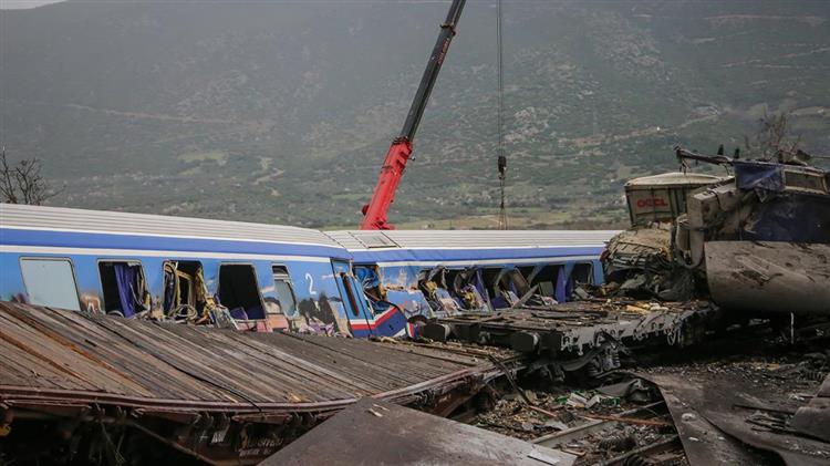 Τριήμερο εθνικό πένθος και ακύρωση των εκδηλώσεων