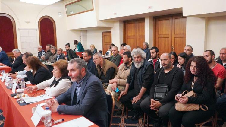 Ομόφωνη στήριξη του Περιφερειακού Συμβουλίου στα δίκαια αιτήματα των Επαγγελματιών Αλιέων