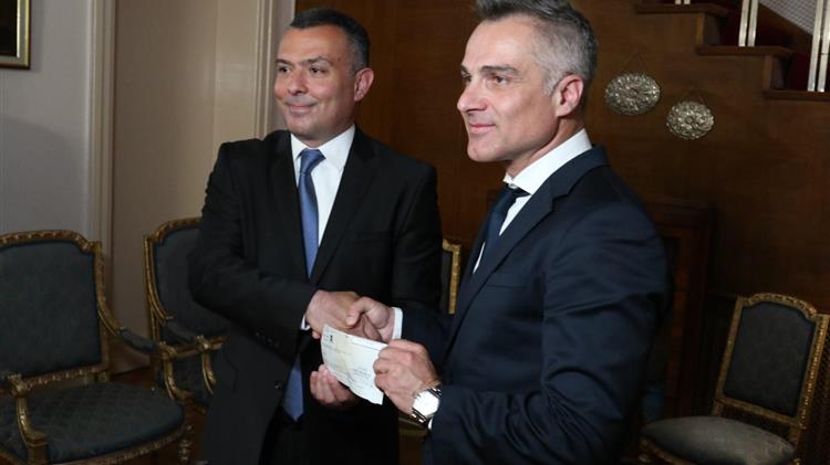 Οι εξαγωγείς βάμβακος για τους σεισμοπλήκτους