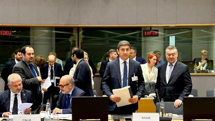 Αυγενάκης: Η  διαφάνεια στις γεωργικές αγορές οφείλει να είναι προτεραιότητα