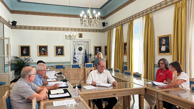 Πελοπόννησος: Ελπιδοφόρες οι προοπτικές για την επανάκαμψη της σηροτροφίας