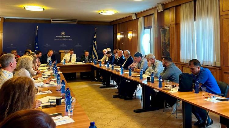 Αυγενακής: Ταχύτερους ρυθμούς για τη διευκόλυνση των πληγέντων της Θεσσαλίας