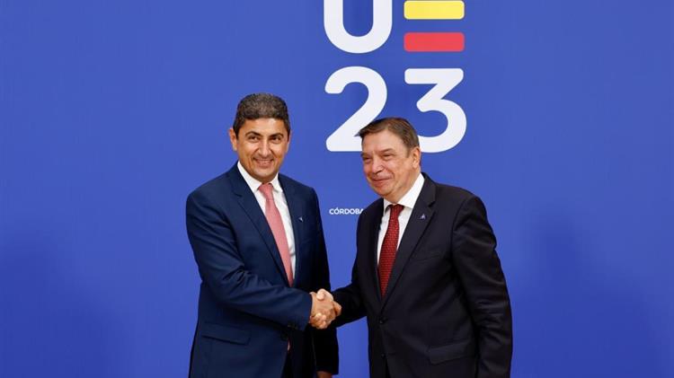 Αυγενάκης: Το παρόν και το μέλλον της παραγωγής συνδέεται με την επιστημονική πρόοδο