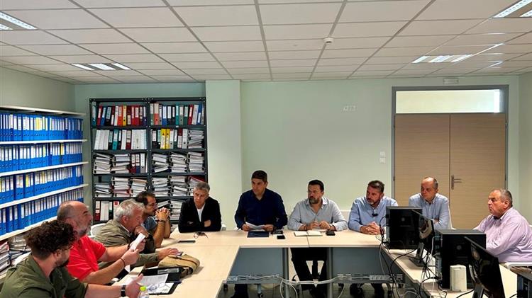 Λ. Αυγενάκης σε μελισσοκόμους Λάρισας: Θα εξαντλήσω κάθε περιθώριο για να στηρίξω τον κλάδο σας