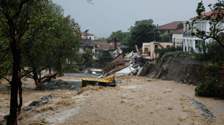 Σε κατάσταση έκτακτης ανάγκης κηρύσσονται  οι Π.Ε. Μαγνησίας,  Σποράδων, Καρδίτσας, Τρικάλων και οι Δήμοι Αγιάς, Κιλελέρ, Φαρσάλων Π.Ε. Λάρισας