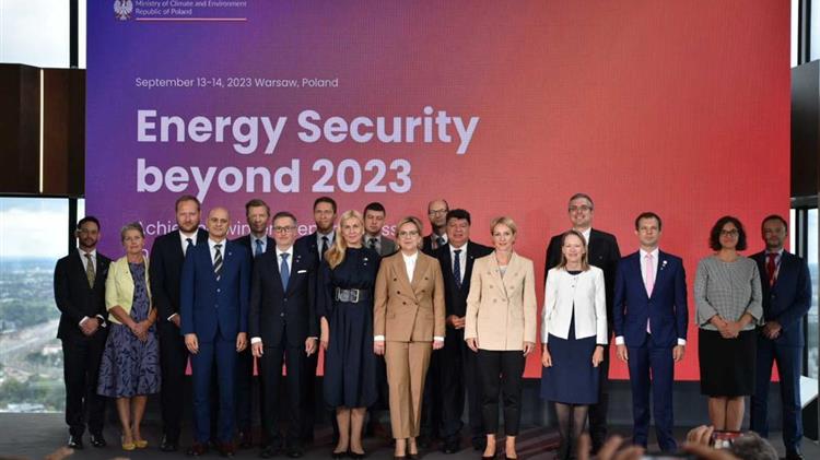 Θωρακισμένη για το χειμώνα η Ελλάδα σε φυσικό αέριο