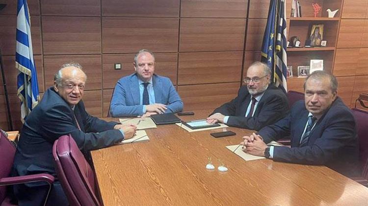 Συνάντηση της ΠΟΦΕΕ με τον  Αυγενάκη