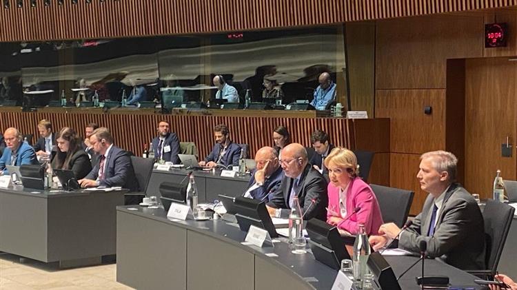 Συμμετοχή  Σδούκου στο Συμβούλιο Υπουργών Ενέργειας στο Λουξεμβούργο