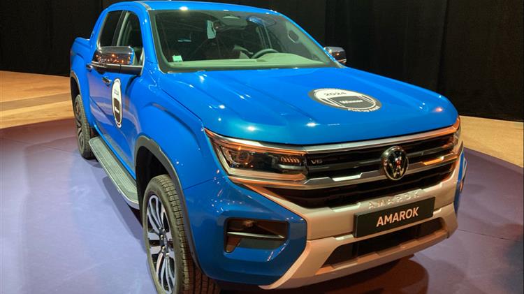 Pick-up της Χρονιάς: «Χατ-τρικ» για το νέο Amarok