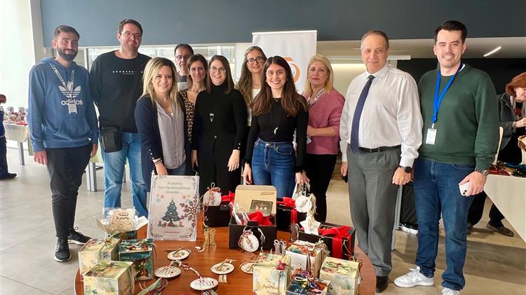 Όμιλος Επιχειρήσεων Σαρακάκη: Συμμετοχή-Ρεκόρ των εργαζομένων στο ChristmasBazaarτης ΕΛΕΠΑΠ και συγκέντρωση βασικών τροφίμων για τον ΔΕΣΜΟ