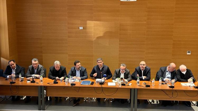 Λ. Αυγενάκης από τη Θεσσαλία: Να μετατρέψουμε την κρίση σε ευκαιρία