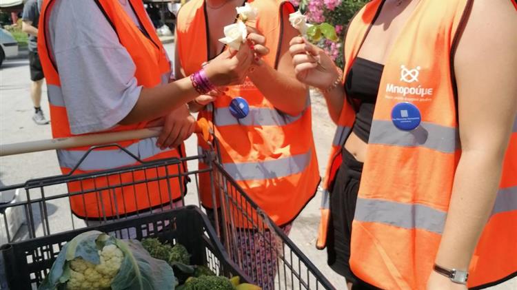 Μπορούμε στη Λαϊκή: Μια ιστορία αλληλεγγύης και κοινωνικής προσφοράς