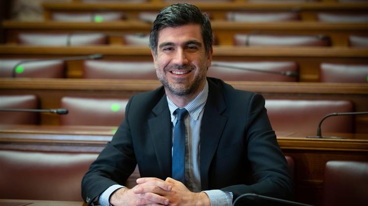 Γλαβίνας: « Η κυβέρνηση επέδειξε αδιαφορία στην αντιμετώπιση των προβλημάτων των αγροτών»