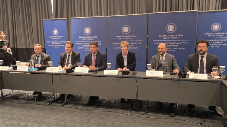 Τα 5 μέτρα μείωσης κόστους στο αγροτικό ρεύμα