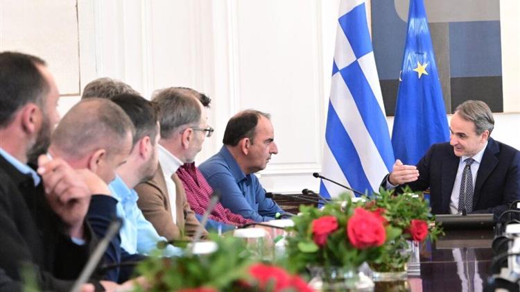 Μητσότακης: Φθηνότερο ρεύμα για όλους τους αγρότες για 2+8 χρόνια και προκαταβολή του ΕΦΚ 40 εκ. στα τέλη Μαρτίου