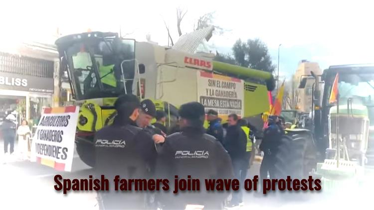 Ισπανία: Πολιορκία με 500 τρακτέρ στο κέντρο της Μαδρίτης