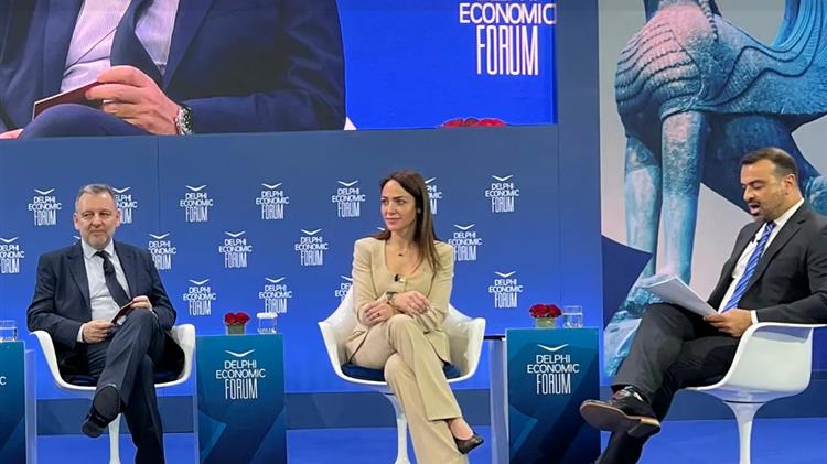 Μιχαηλίδου: «Την Τετάρτη ανοίγει η πλατφόρμα για το επίδομα μητρότητας»