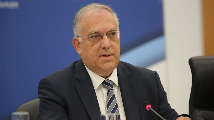 Θεοδωρικάκος: «Κίνητρα και φοροαπαλλαγές 3 δισ. ευρώ για παραγωγικές επενδύσεις και νέες θέσεις εργασίας»