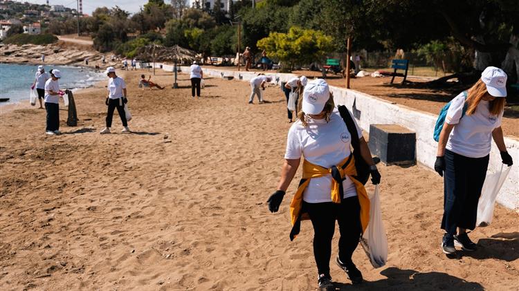 ΔΕΗ – Project Paralies: Συνεργάζονται για τον καθαρισμό και την προστασία 50ελληνικών παραλιών