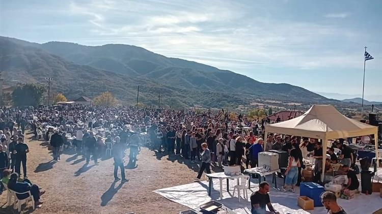 Πάνω από 4.000 επισκέπτες στο 15ο Φεστιβάλ Τοπικών Προϊόντων στο Καρυδοχώρι Σερρών
