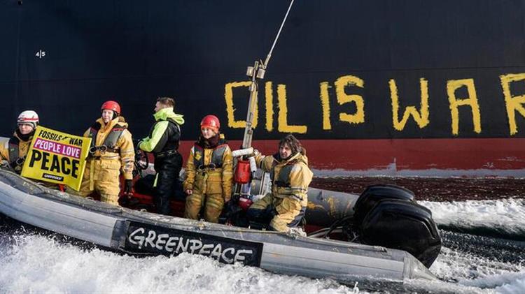 Greenpeace - Η πετρελαιοκηλίδα στη Μαύρη Θάλασσα καταδεικνύει την περιβαλλοντική ζημιά
