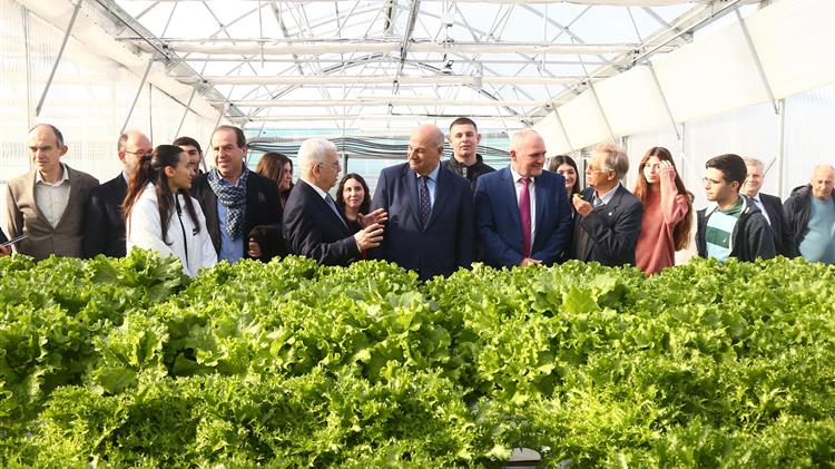 Ενίσχυση θερμοκηπιακών καλλιεργειών και συνεργατικών σχημάτων στην κτηνοτροφία