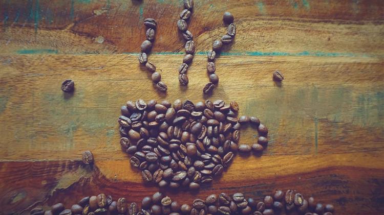 Οι τιμές του καφέ μειώνονται λόγω των βροχοπτώσεων στη Βραζιλία