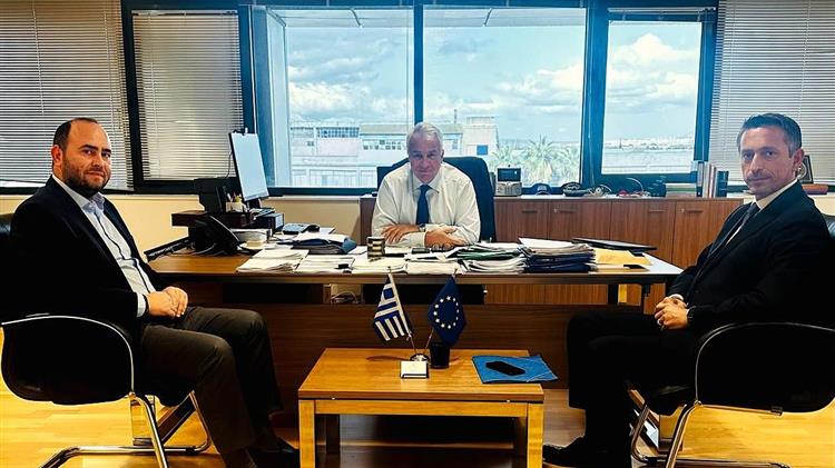 Μαντάς και Βασιλειάδης σε Βορίδη: Η έλλειψη εργατών γης, μεγαλύτερη απειλή για τον πρωτογενή τομέα