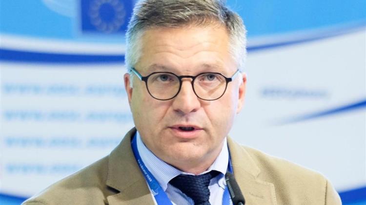 Stoyan Tchoukanov: Ο άνθρωπος που φέρνει την αναγεννητική γεωργία στο κέντρο της ευρωπαϊκής στρατηγικής