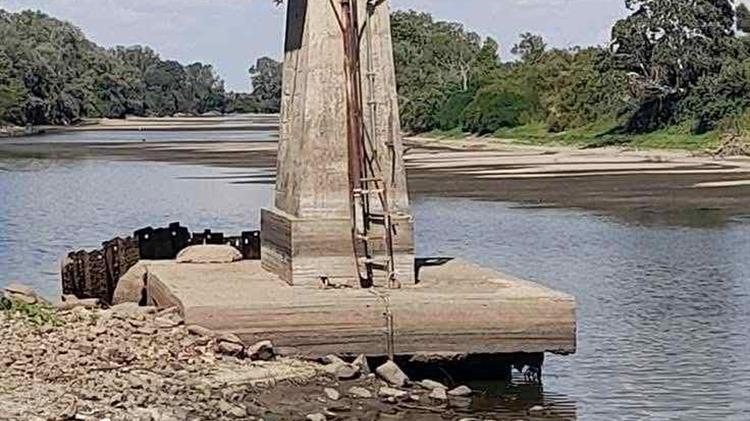 "Ο Έβρος διψάει και η Πολιτεία σιωπά"