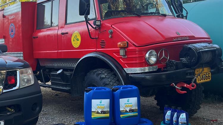 ‘’Η ΔΗΜΗΤΡΑ’’ Α.Ε. στηρίζει τον Όμιλο “Φίλοι του Δάσους” με δωρεά λιπαντικών υψηλών προδιαγραφών για τις επιχειρησιακές τους ανάγκες