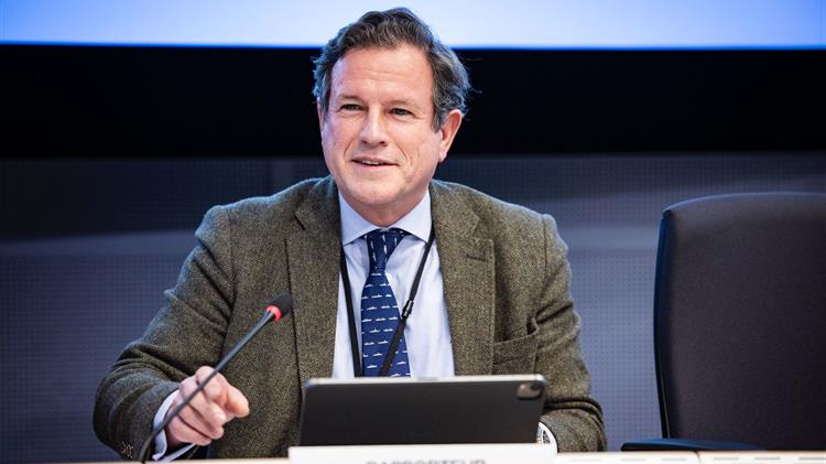 Javier Garat Pérez: Πώς η ωκεάνια πολιτική μπορεί να προστατεύσει και θάλασσα και αλιείς