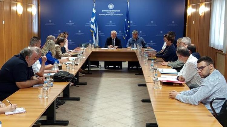 Σύσκεψη στο ΥΠΑΑΤ για την ανακύκλωση πλαστικών συσκευασιών φυτοπροστατευτικών προϊόντων