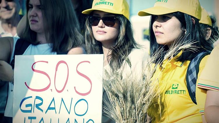 Ξεσηκωμός αγροτών στην Ιταλία για το σιτάρι και την κερδοσκοπία
