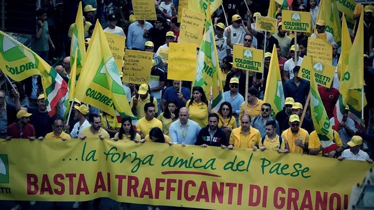 Coldiretti: Οι τιμές του σιταριού βγάζουν τους Ιταλούς αγρότες στους δρόμους