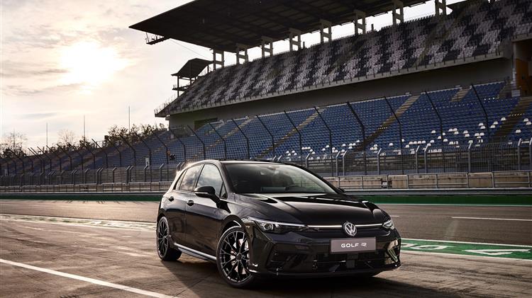 Volkswagen Golf R: διαχρονική απόδοση, σύγχρονος δυναμισμός – με τη νέα Black Edition