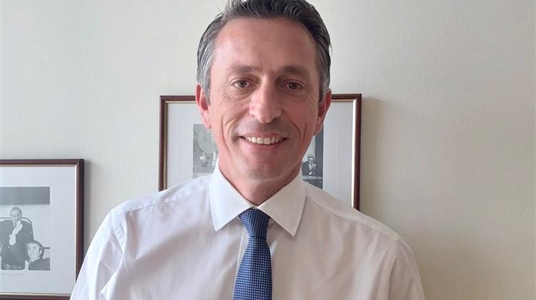 Στη Διακομματική Επιτροπή για το μέλλον της παραγωγής ο Π. Μαντάς