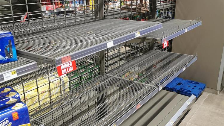 Σε ασφυξία η Λέσβος: Άδεια ράφια και τρόφιμα στα σκουπίδια λόγω κινητοποιήσεων