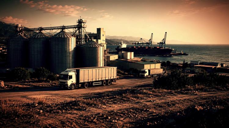 Η ακρίβεια των logistics στρέφει την αγορά στα ελληνικά σιτηρά