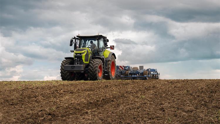 Claas Axion 8: Νέα σειρά τρακτέρ έως 313 ίππους με «έξυπνη» μετάδοση