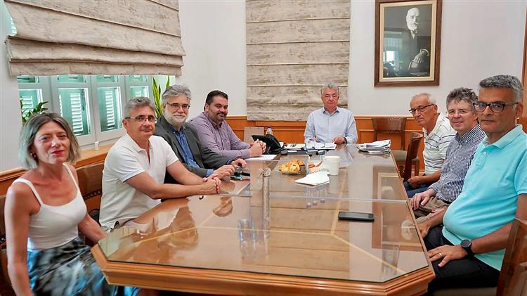 Κρήτη: Σύμπραξη Περιφέρειας και ερευνητικών ιδρυμάτων για τη φυτοπροστασία της ελιάς