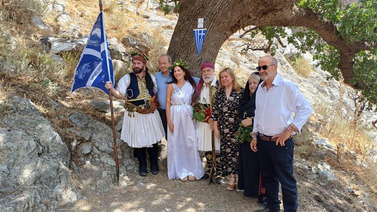 Η Ιερή Βελανιδιά του Πολυάραβου Μάνης εντάχθηκε επίσημα στο  Δίκτυο Αιωνόβιων Δέντρων Ελληνικής Επανάστασης