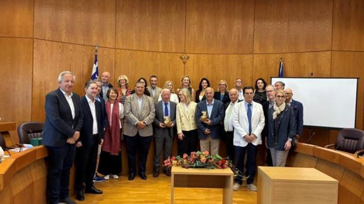 Μουτζούρης: «Όχι σε άσκοπες θανατώσεις για τον αφθώδη πυρετό»