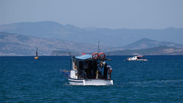 Αλιεία: Έως τις 30 Οκτωβρίου οι αιτήσεις για επενδύσεις στα αλιευτικά σκάφη