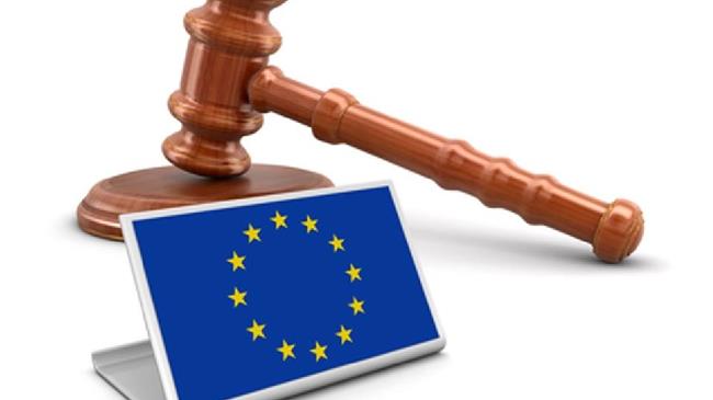 Η Επιτροπή παραπέμπει την Ελλάδα για τους κανόνες νομιμοποίησης "μαύρου" χρήματος