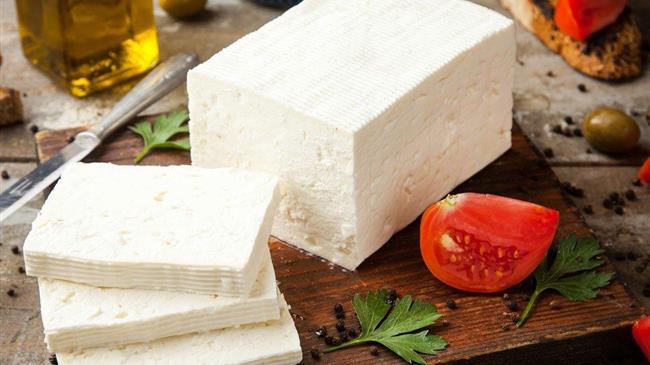 Η φέτα υποχωρεί, η Επιτροπή καλείται να δράσει