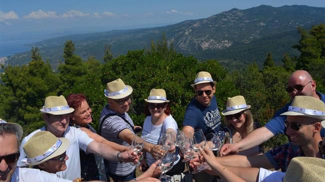 Οι ΠΟΡΤΕΣ των οινοποιείων στους «Δρόμους του Κρασιού της Βορείου Ελλάδος» ΑΝΟΙΞΑΝ 