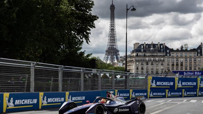 Ο Ρόμπιν Φρίινς με Audi e-tron FE05 νικητής στο E-Prix στο Παρίσι