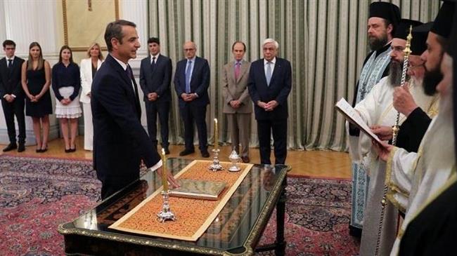 Σε εξέλιξη οι τελετές παράδοσης παραλαβής των υπουργείων