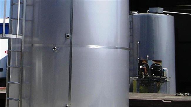 Έπεσε σε άδεια δεξαμενή κρασιού